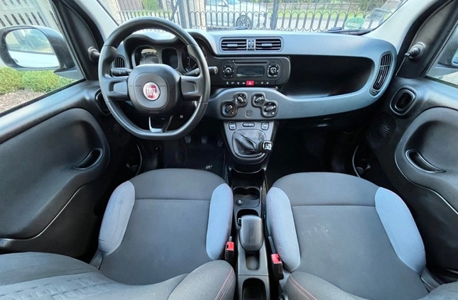 Fiat Panda cena 26900 przebieg: 170000, rok produkcji 2017 z Lesko małe 436